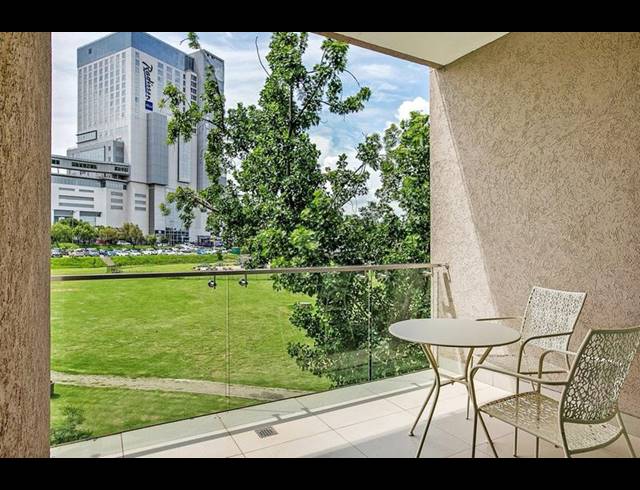 1 BEDROOM APARTMENT FOR SALE IN SANDOWN